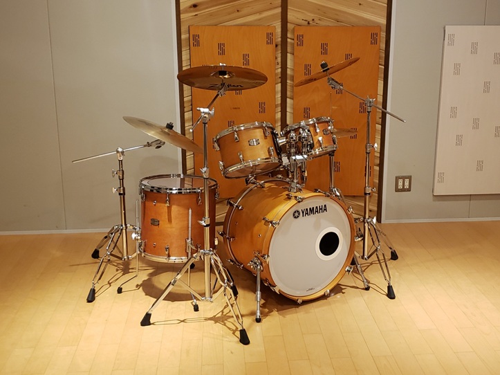 YAMAHA Absolute Hybrid Maple